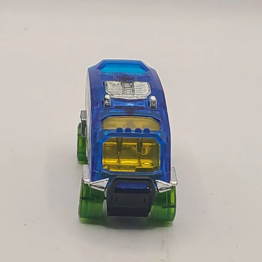 Hot Wheels Aero Pod Dark Blue X-Raycers